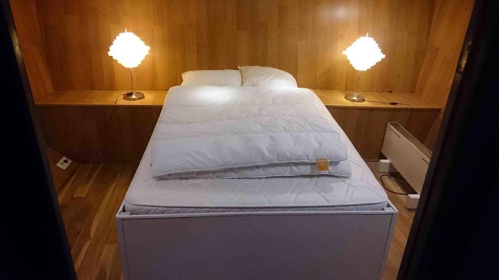 Yacht Bateau Moteur Benetti 19M Hotel Сет Екстериор снимка