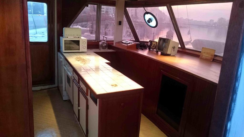 Yacht Bateau Moteur Benetti 19M Hotel Сет Екстериор снимка