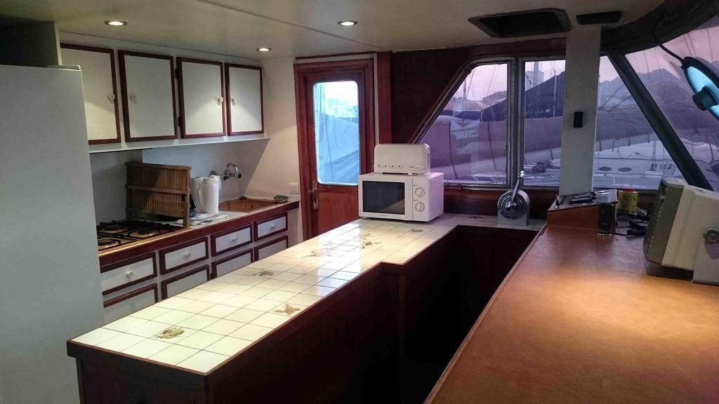 Yacht Bateau Moteur Benetti 19M Hotel Сет Екстериор снимка